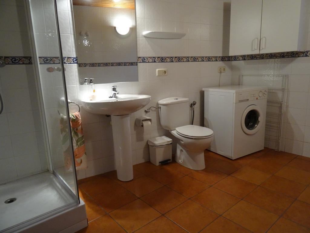 Apartaments La Canal Alins Bagian luar foto