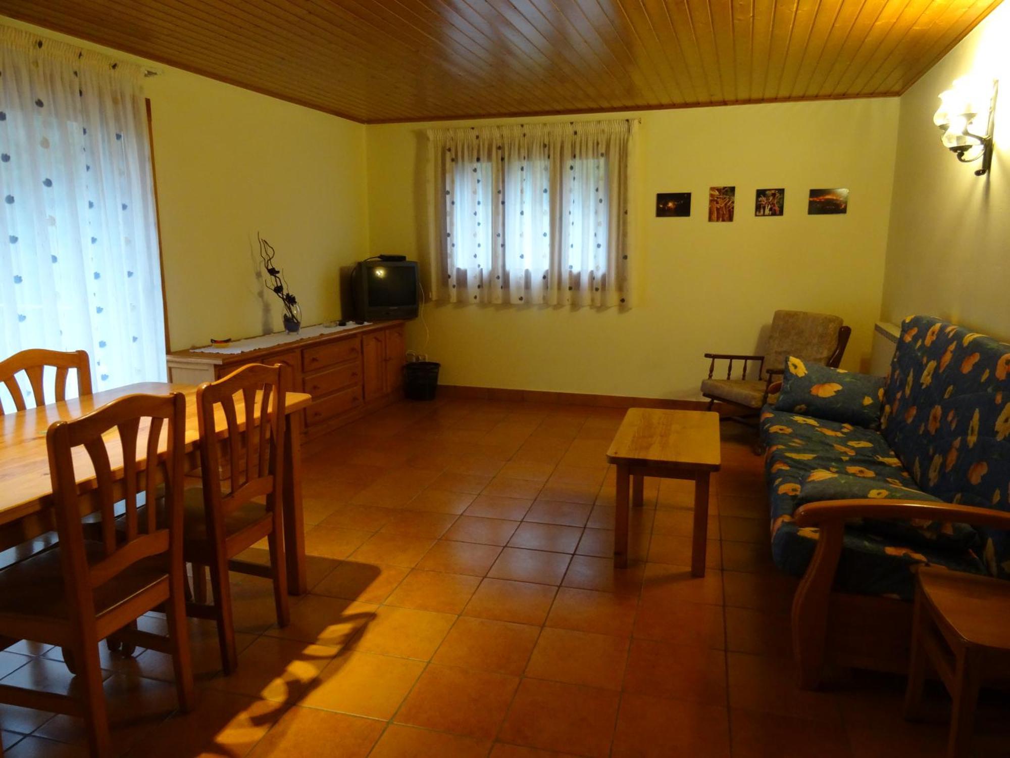 Apartaments La Canal Alins Bagian luar foto