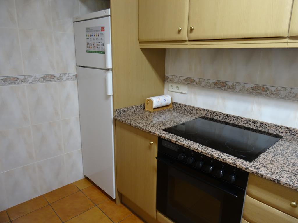 Apartaments La Canal Alins Bagian luar foto