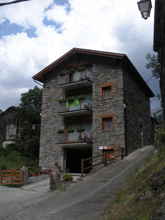 Apartaments La Canal Alins Bagian luar foto