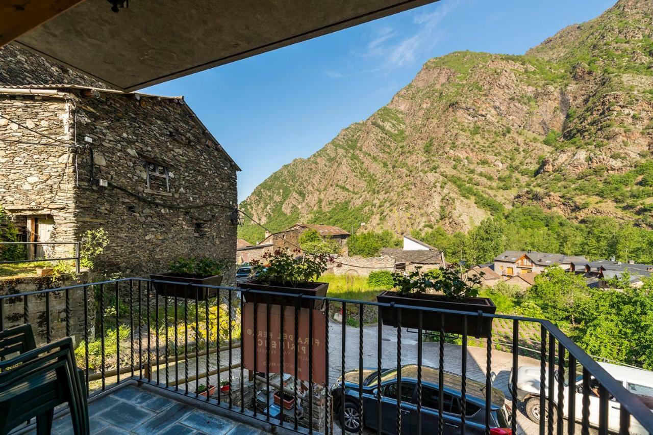 Apartaments La Canal Alins Bagian luar foto