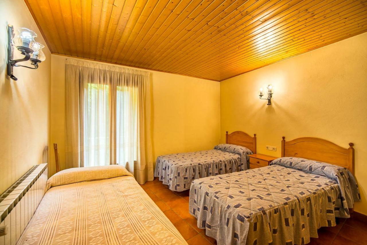 Apartaments La Canal Alins Bagian luar foto